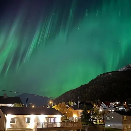 Close To Arctic Cathedral And Cable Car Apartamento